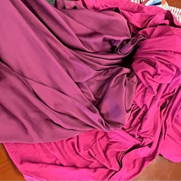 Kimi & Kai Raspberry On or Off Sleeve Jersey Trumpet Maternity Dress Gown sz L - Picture 7 of 7